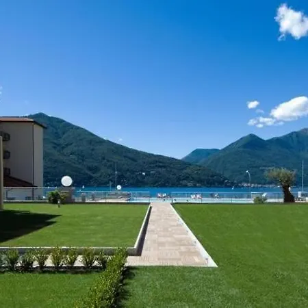 Lakeside - 1br With Pool Access Апартаменты