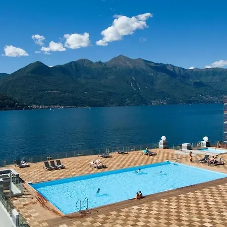Lakeside - 1br With Pool Access