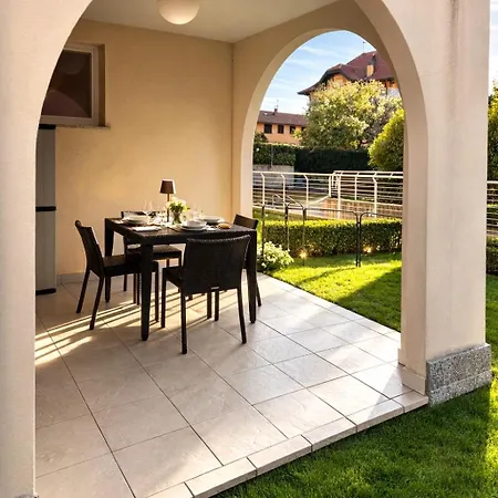 Lakeside - 1br With Pool Access *