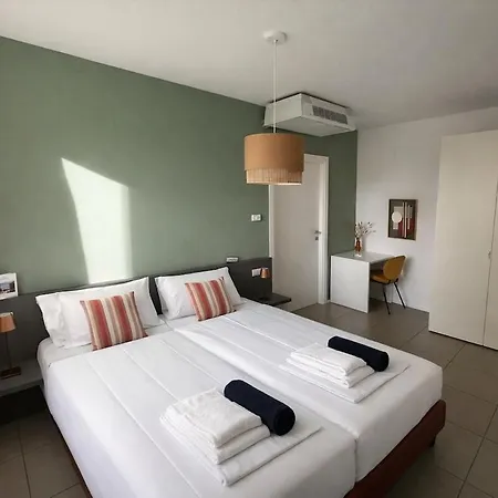 Апартаменты Lakeside - 1br With Pool Access *